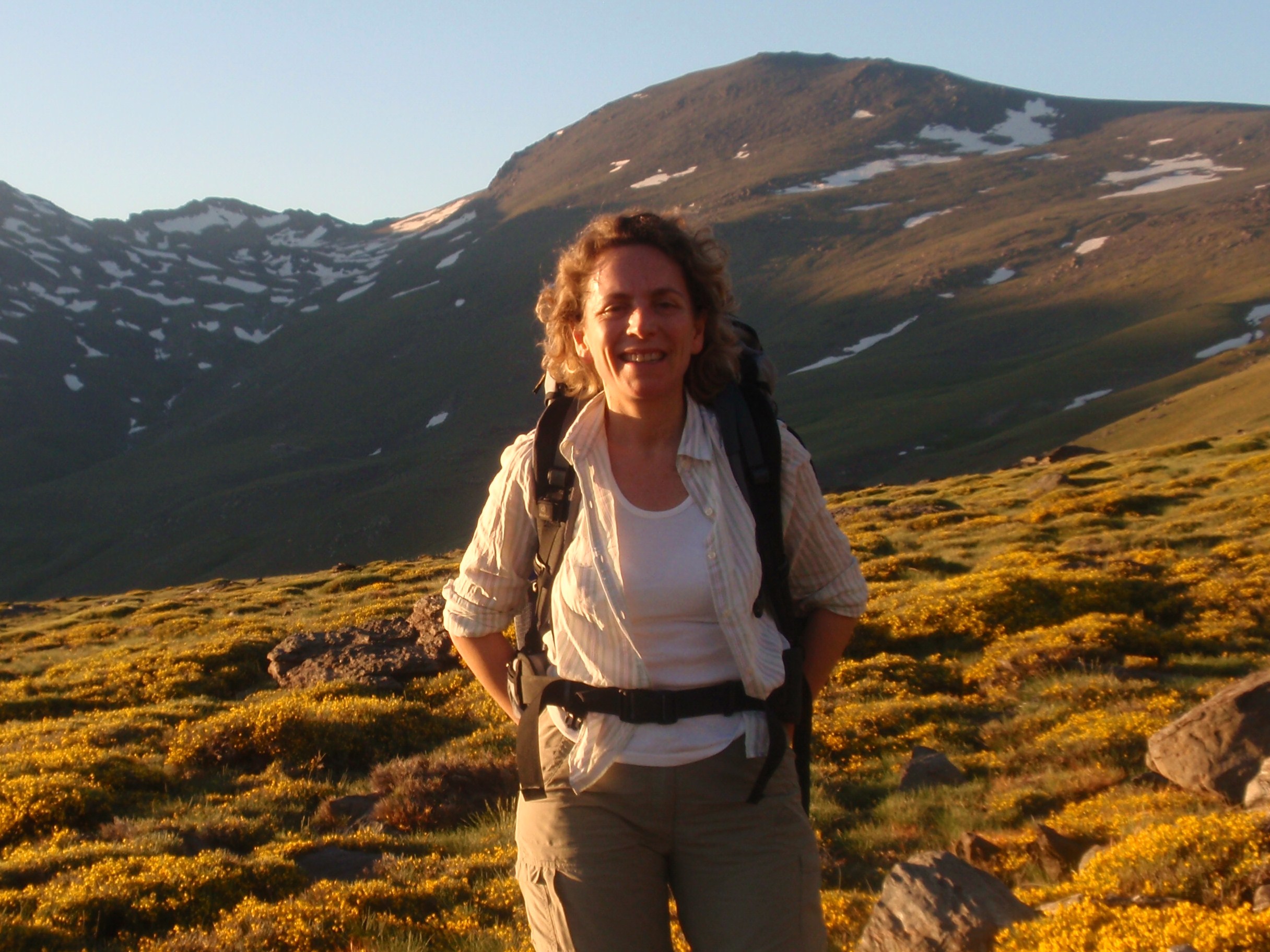 Imagen de portada de Carmen Pérez Martínez, Catedrática de Ecología de la UGR y Coordinadora del Grado en Biología