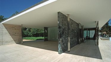 Barcelona_mies_v_d_rohe_pavillon_weltausstellung1999_03