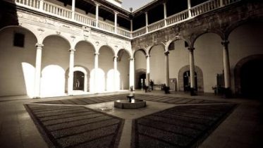 hospital-real-patio